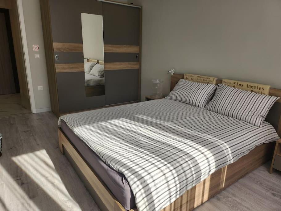Harmony Apartment Varna Exterior foto